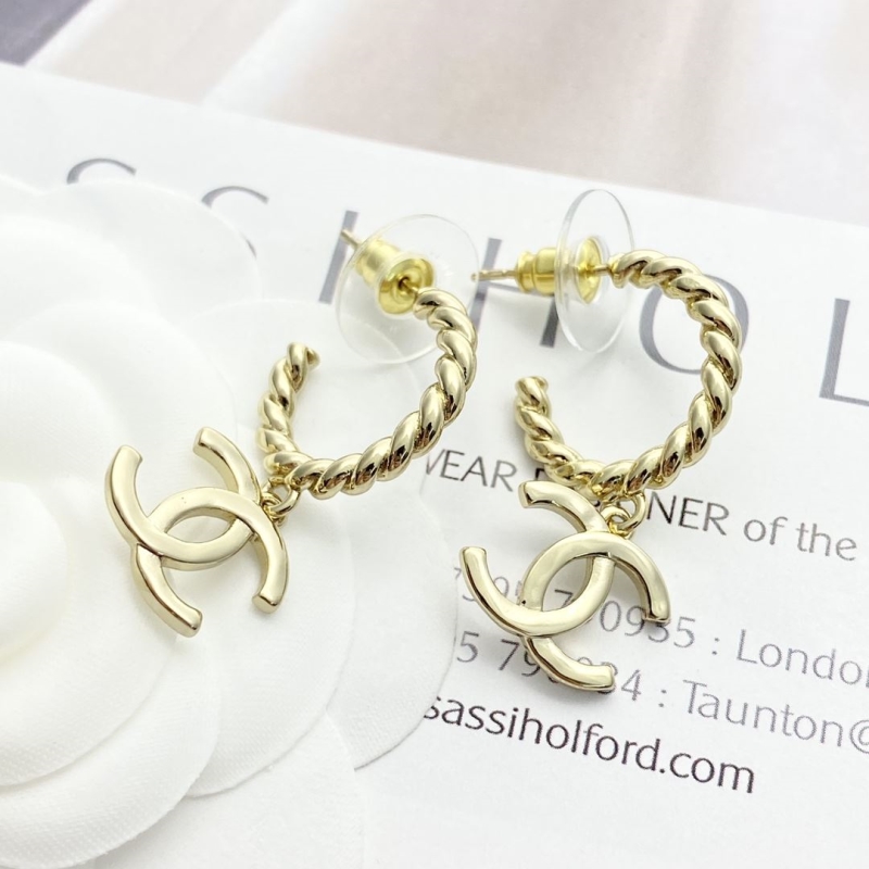 Ch**el earrings
